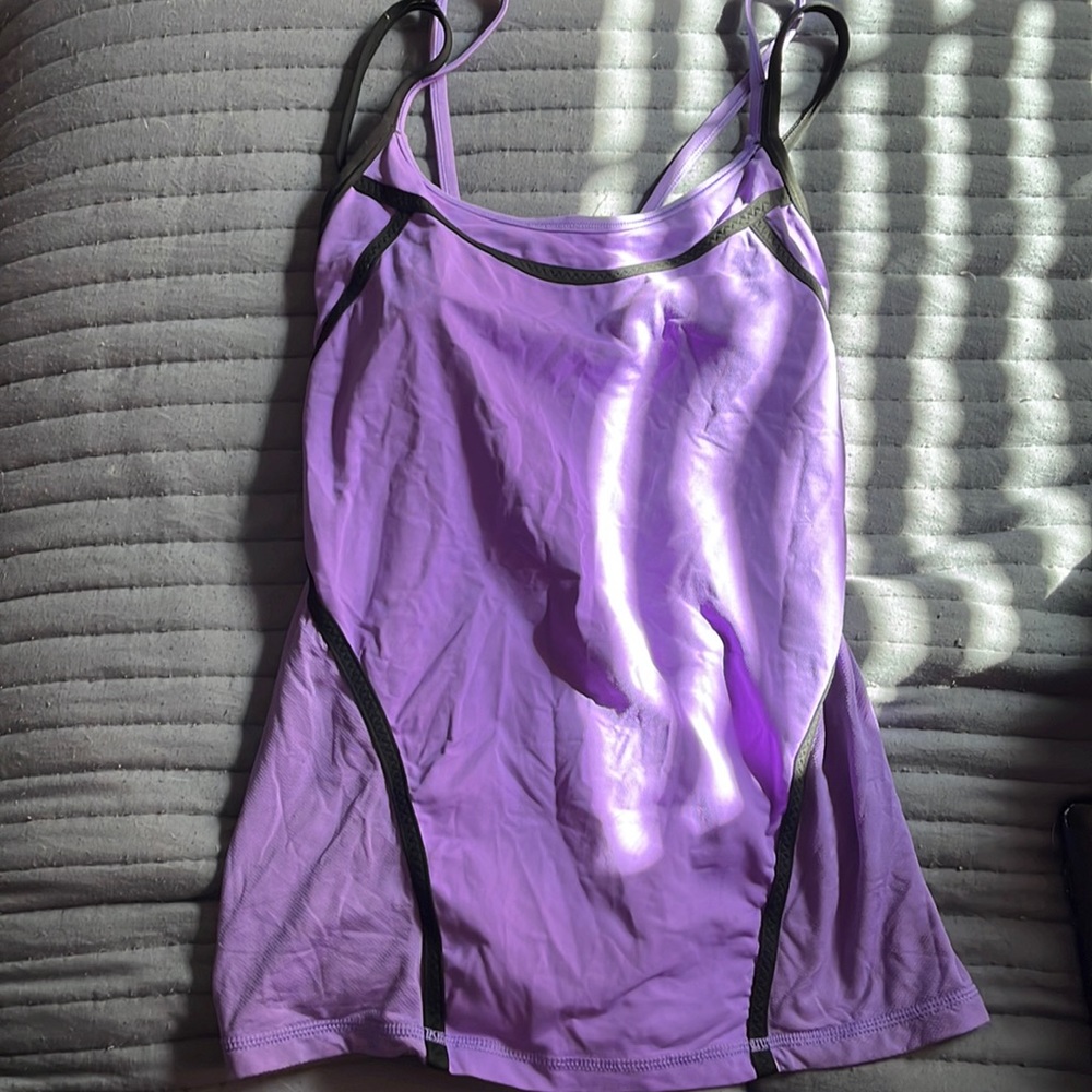 Worn once Lululemon top